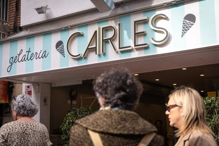 Fachada de Gelateria Carles en Castelldefels
